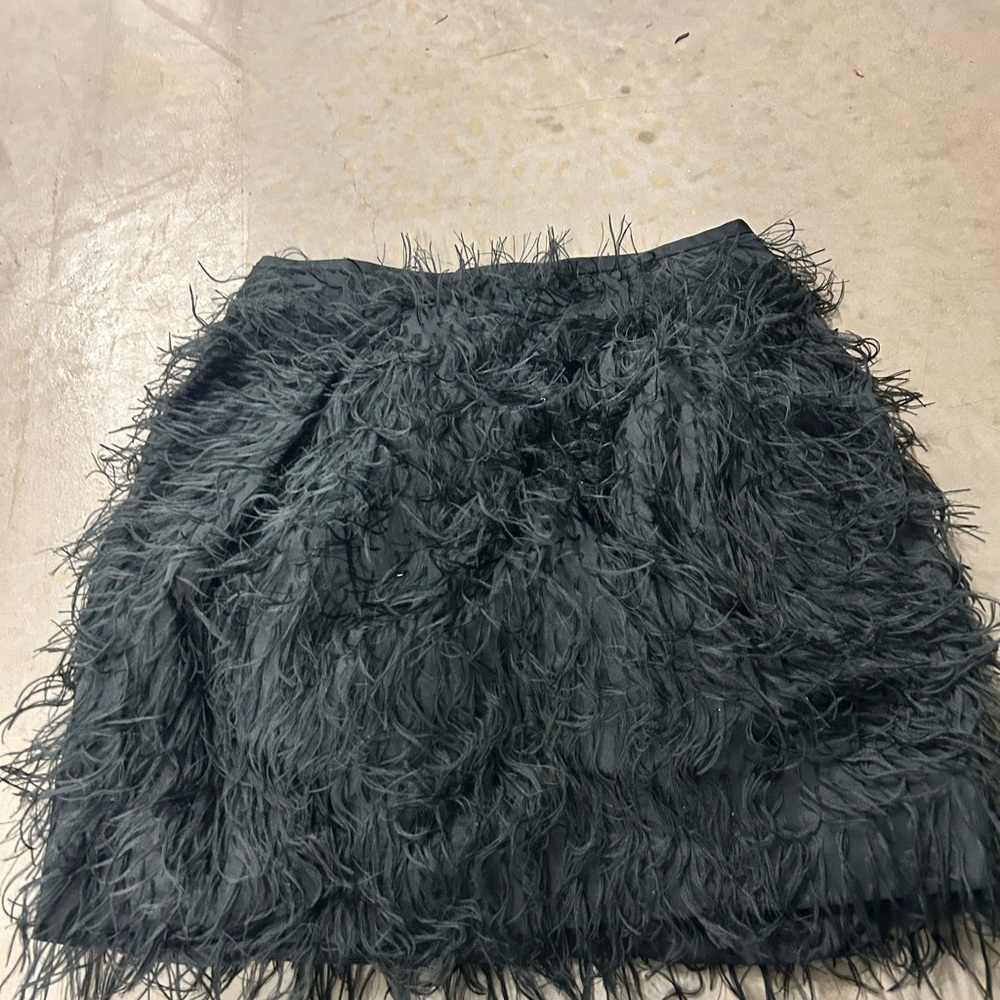 La Perla Black Feathered Mini Skirt w/ Hot Pink Lining (IT 40 / US 4-6)